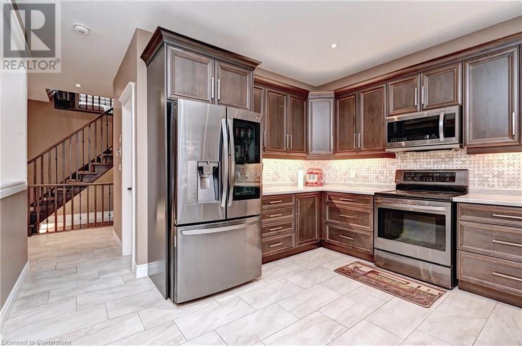 220 Ladyslipper Drive, Waterloo, Ontario N2V 0E2 - Photo 11 - 40730107