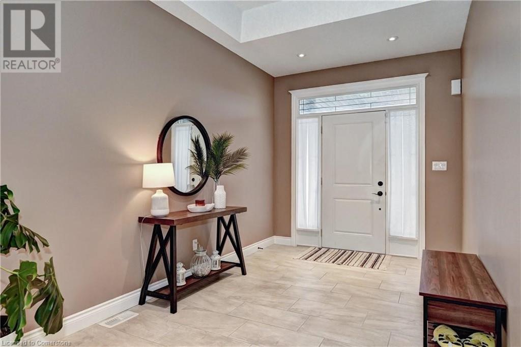 220 Ladyslipper Drive, Waterloo, Ontario N2V 0E2 - Photo 10 - 40730107