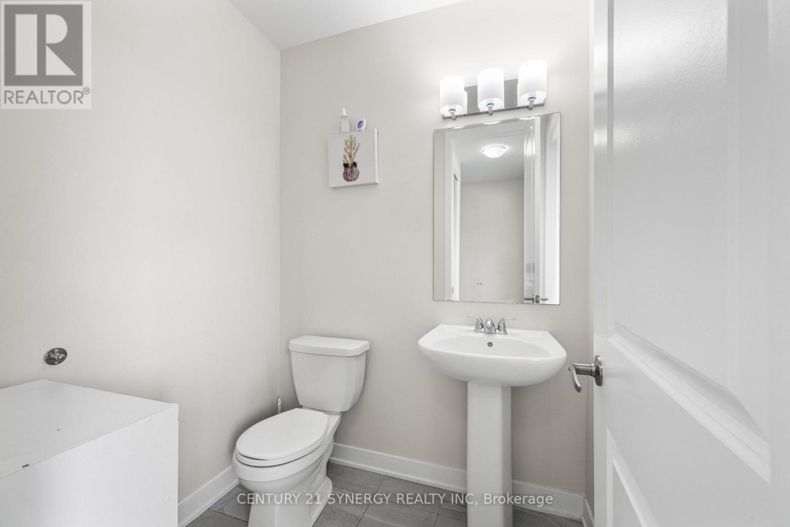 617 Chillerton Drive, Ottawa, Ontario  K2J 6X8 - Photo 4 - X12208803
