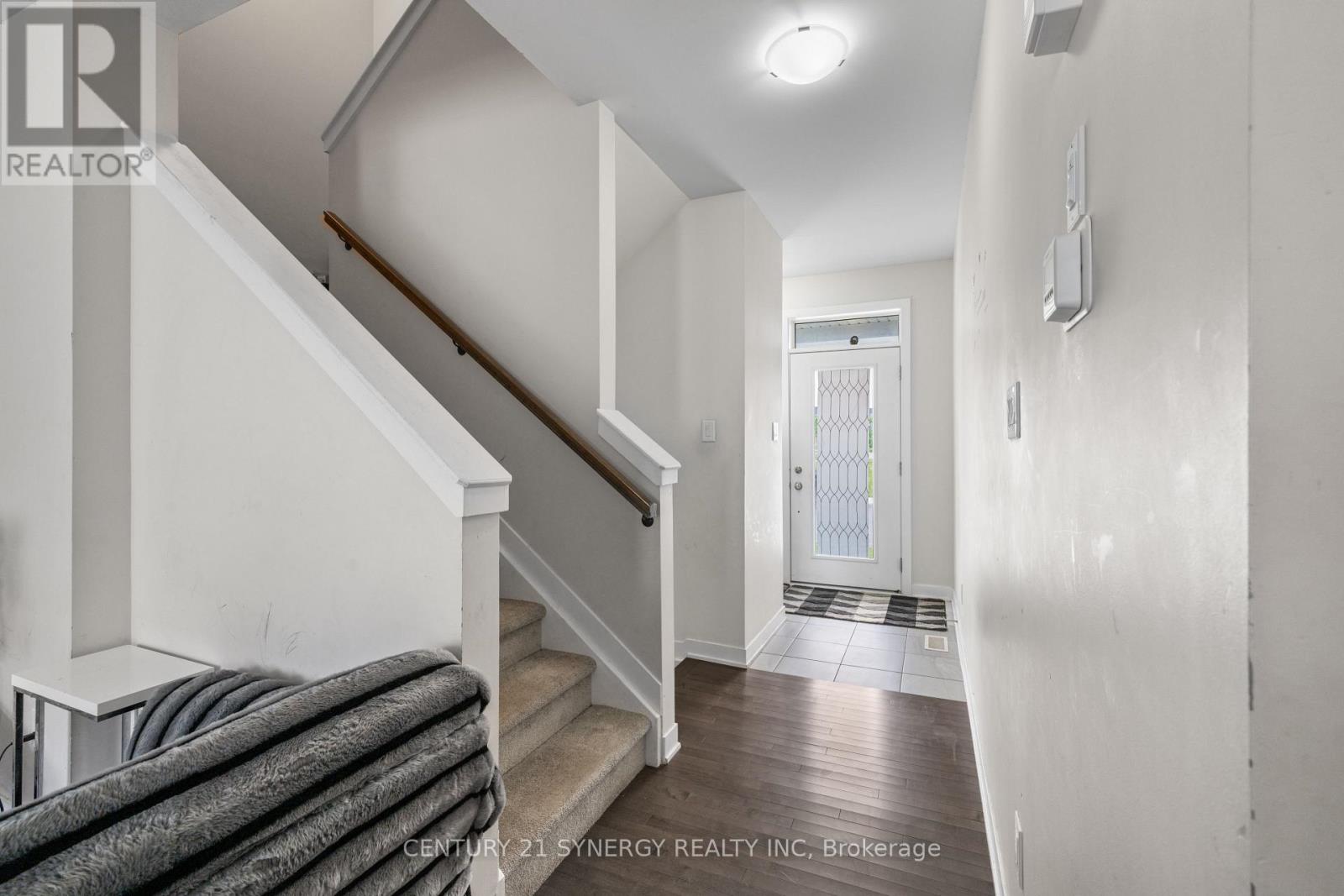 617 Chillerton Drive, Ottawa, Ontario  K2J 6X8 - Photo 5 - X12208803