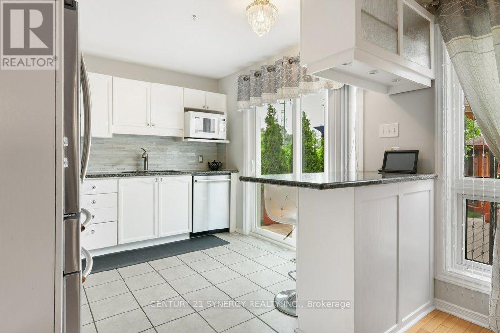 51 Mika Street, Ottawa, Ontario  K2S 1K6 - Photo 10 - X12208808
