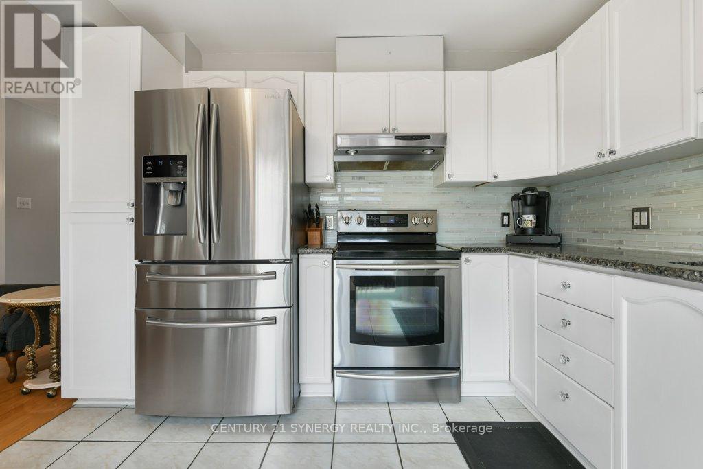 51 Mika Street, Ottawa, Ontario  K2S 1K6 - Photo 12 - X12208808