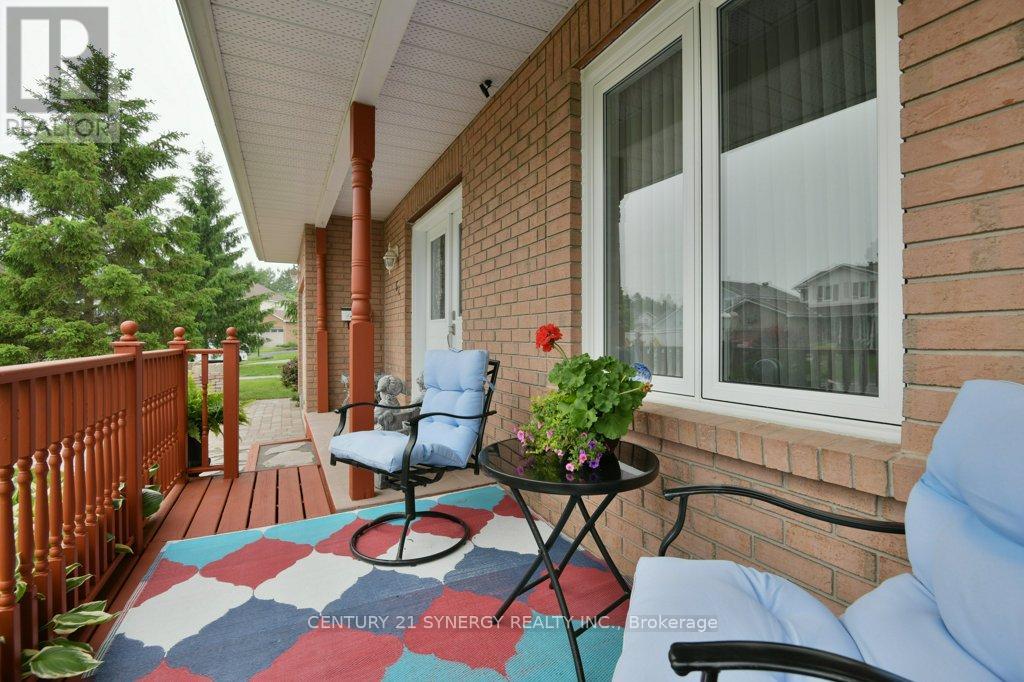 51 Mika Street, Ottawa, Ontario  K2S 1K6 - Photo 2 - X12208808