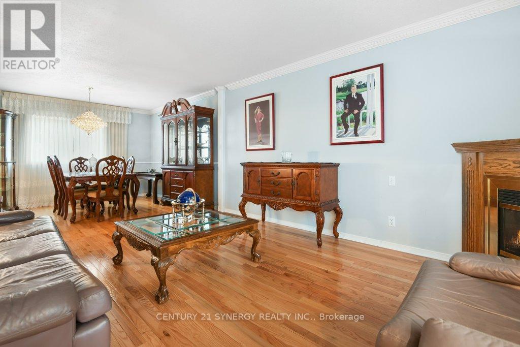 51 Mika Street, Ottawa, Ontario  K2S 1K6 - Photo 5 - X12208808