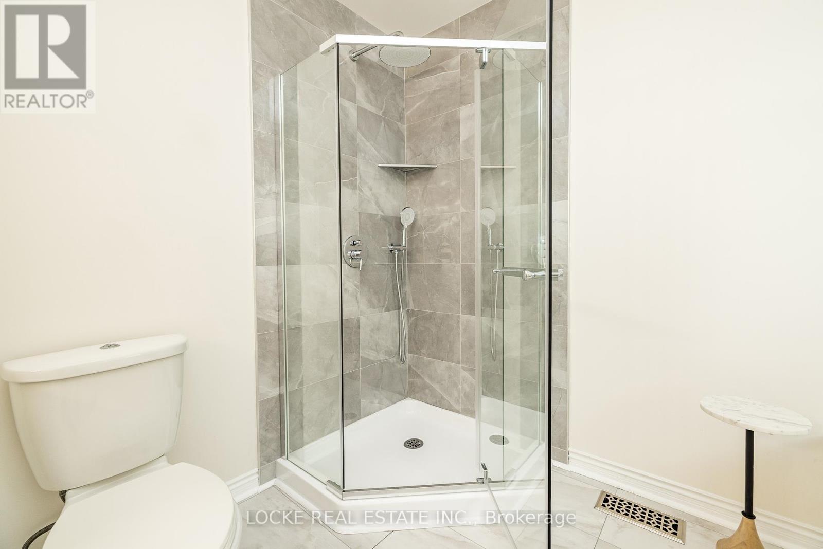 5845 Gladewoods Place, Ottawa, Ontario  K1W 1G6 - Photo 34 - X12208811