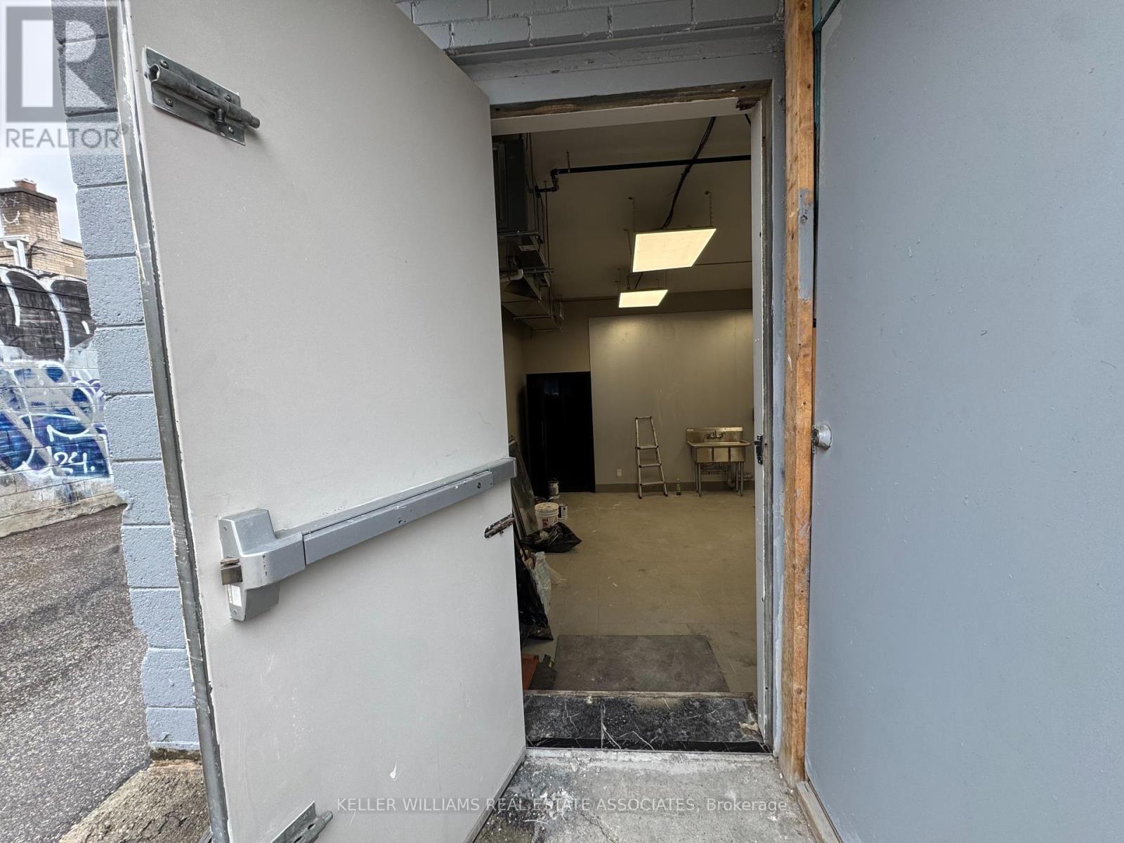 560 Queen Street W, Toronto, Ontario  M5V 2B5 - Photo 25 - C12082671