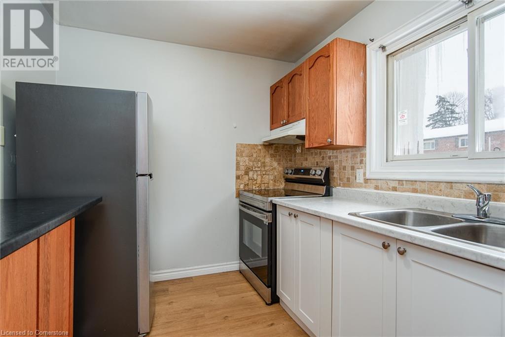 144 Jansen Avenue Unit# 2, Kitchener, Ontario N2A 2L7 - Photo 23 - 40739414