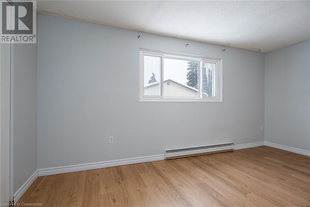 144 Jansen Avenue Unit# 2, Kitchener, Ontario N2A 2L7 - Photo 28 - 40739414