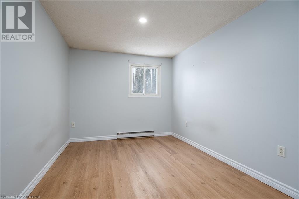 144 Jansen Avenue Unit# 2, Kitchener, Ontario N2A 2L7 - Photo 32 - 40739414