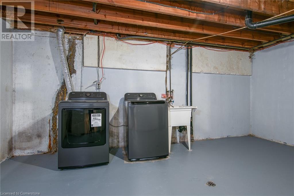 144 Jansen Avenue Unit# 2, Kitchener, Ontario N2A 2L7 - Photo 42 - 40739414