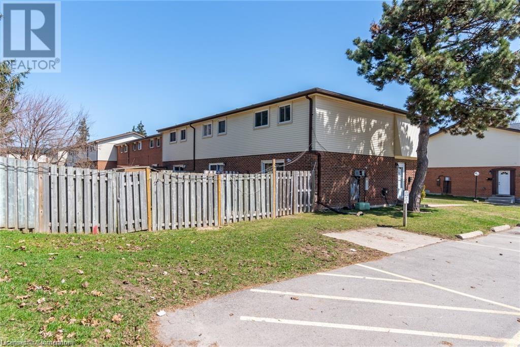 144 Jansen Avenue Unit# 2, Kitchener, Ontario N2A 2L7 - Photo 5 - 40739414