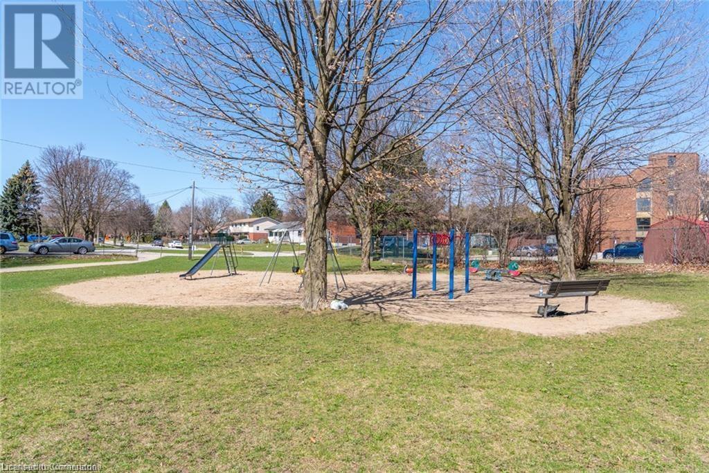 144 Jansen Avenue Unit# 2, Kitchener, Ontario N2A 2L7 - Photo 7 - 40739414