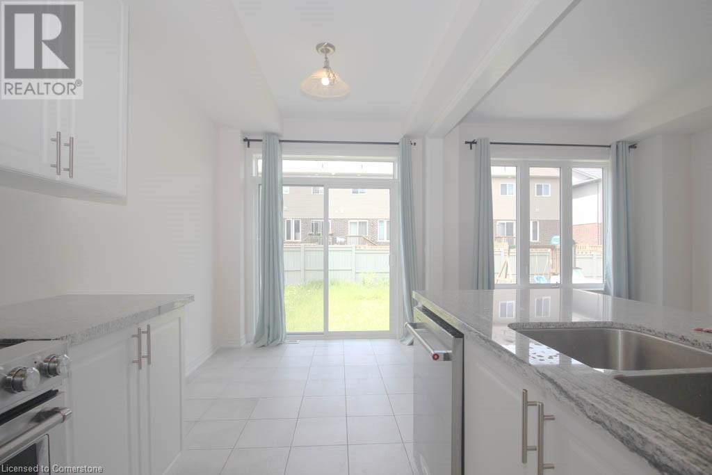 349 Raymond Road, Hamilton, Ontario  L9K 0J8 - Photo 10 - 40735232