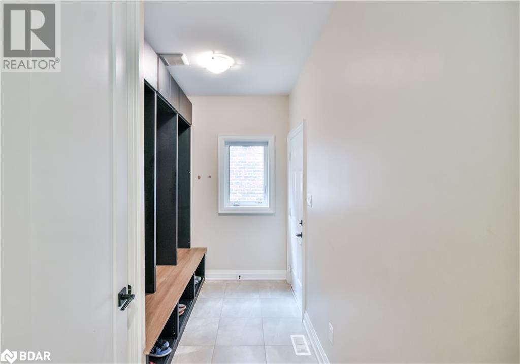 61 Muirfield Drive Drive, Barrie, Ontario  L4N 6J9 - Photo 18 - 40739151