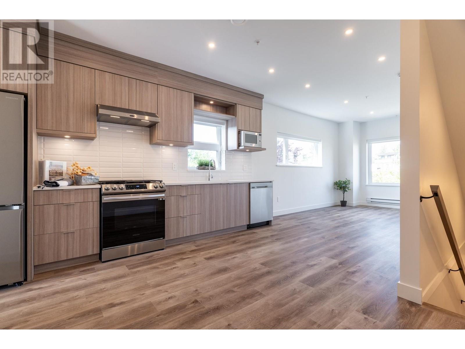5118 Chambers Street, Vancouver, British Columbia  V5R 0L2 - Photo 7 - R3012739
