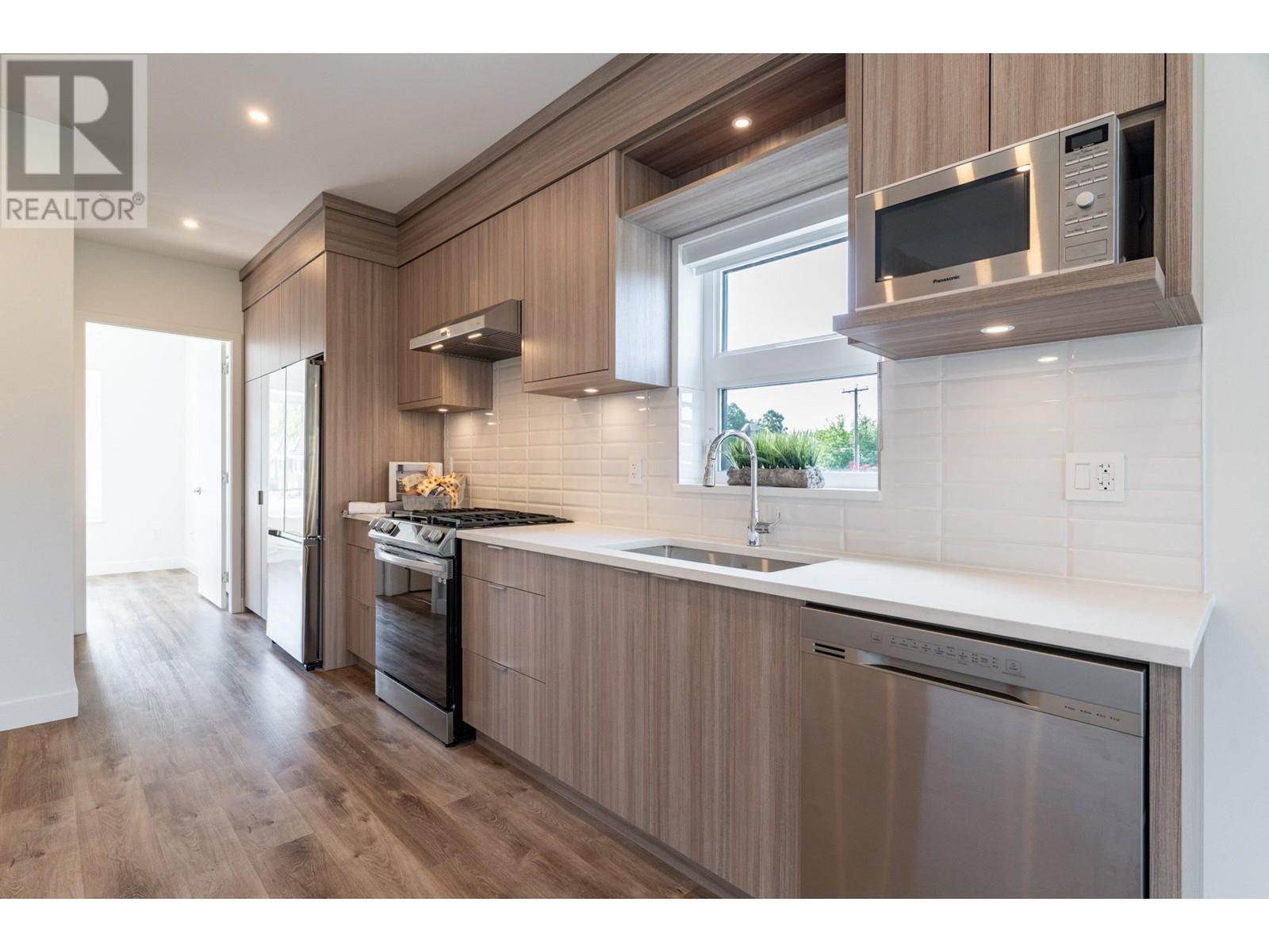 5118 Chambers Street, Vancouver, British Columbia  V5R 0L2 - Photo 11 - R3012739