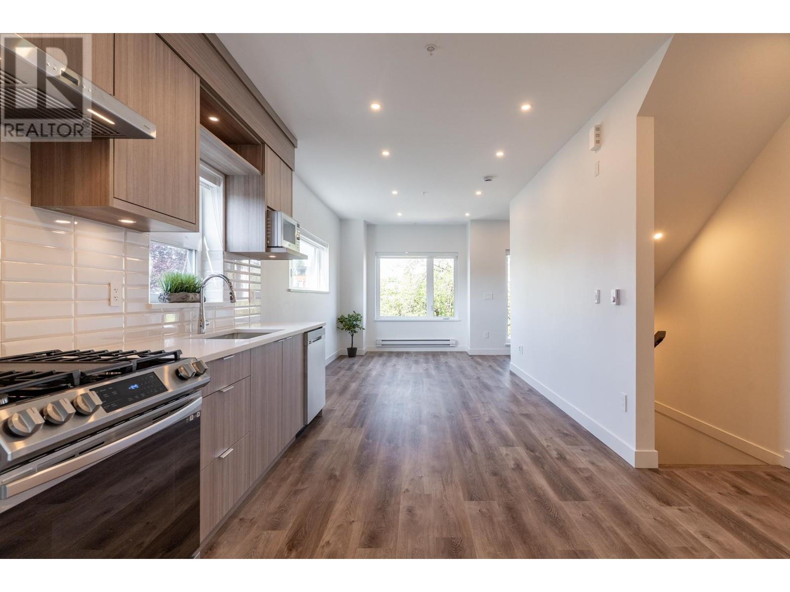 5118 Chambers Street, Vancouver, British Columbia  V5R 0L2 - Photo 9 - R3012739