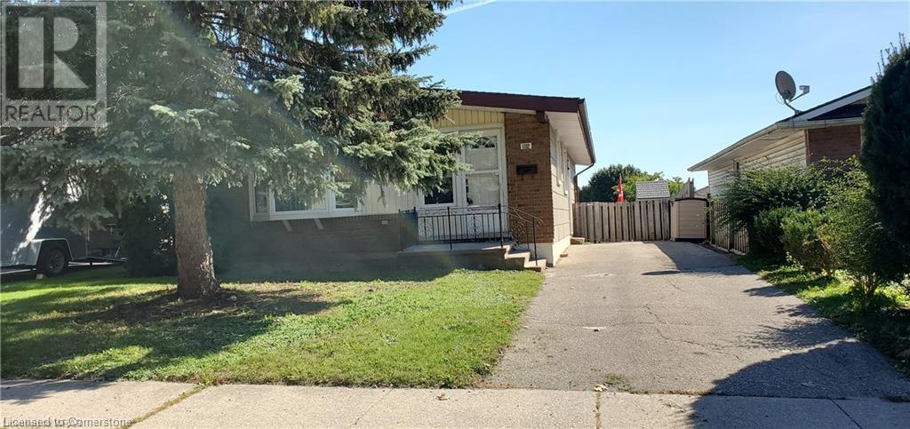 102 PEPPERWOOD Crescent, Kitchener, Ontario