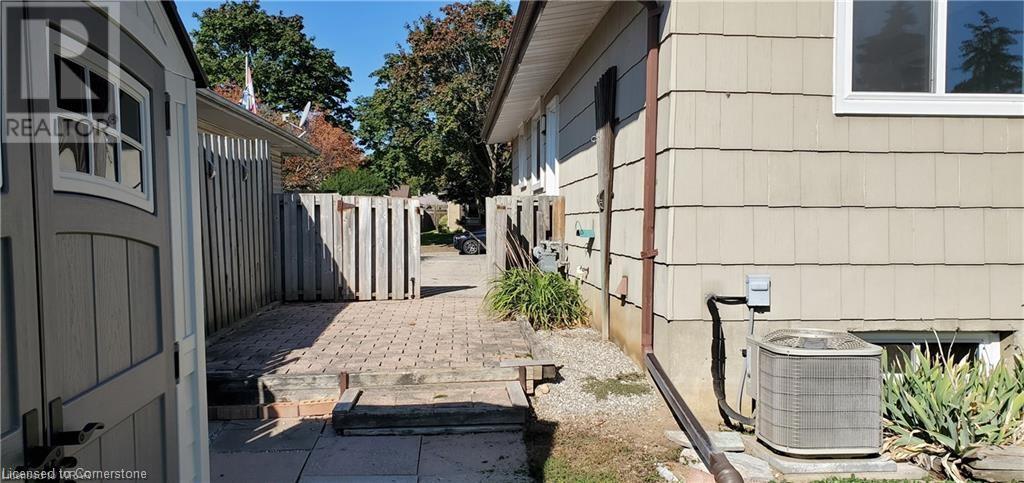 102 Pepperwood Crescent, Kitchener, Ontario  N2A 2R3 - Photo 40 - 40735954