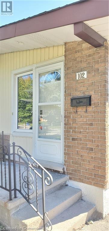 102 Pepperwood Crescent, Kitchener, Ontario  N2A 2R3 - Photo 5 - 40735954