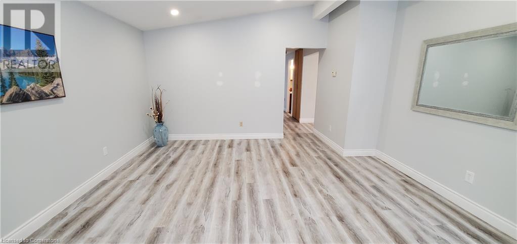 102 Pepperwood Crescent, Kitchener, Ontario  N2A 2R3 - Photo 9 - 40735954