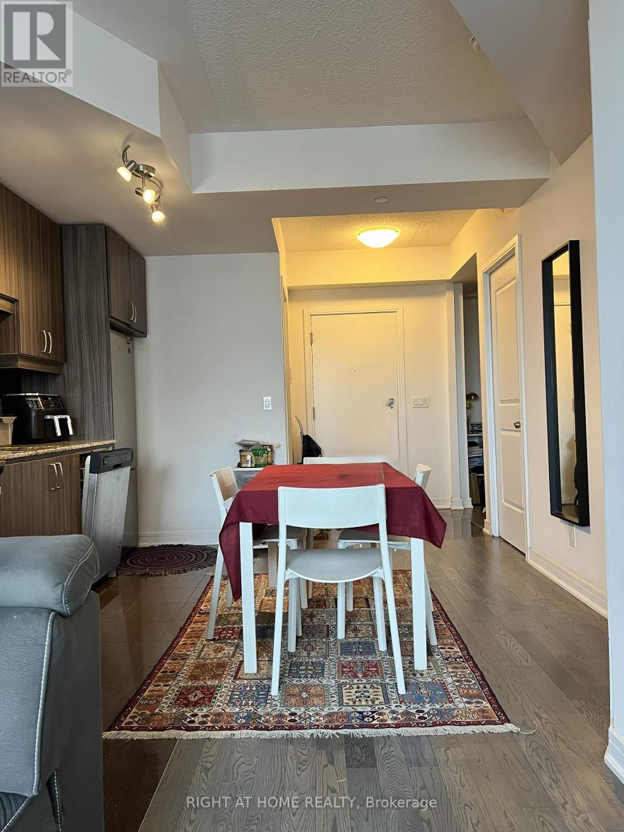 602 - 9205 Yonge Street, Richmond Hill, Ontario  L4C 1V5 - Photo 15 - N12208568