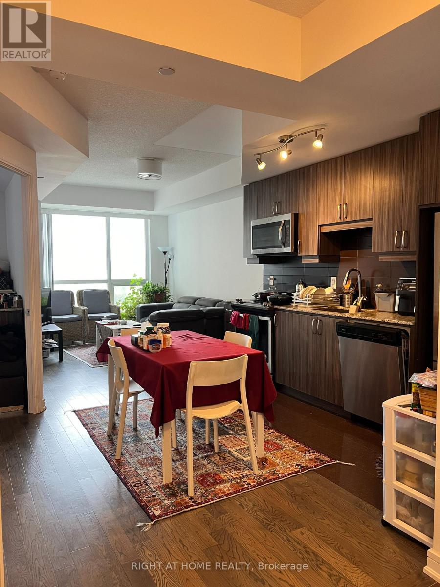 602 - 9205 Yonge Street, Richmond Hill, Ontario  L4C 1V5 - Photo 13 - N12208568