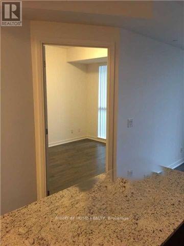 602 - 9205 Yonge Street, Richmond Hill, Ontario  L4C 1V5 - Photo 21 - N12208568
