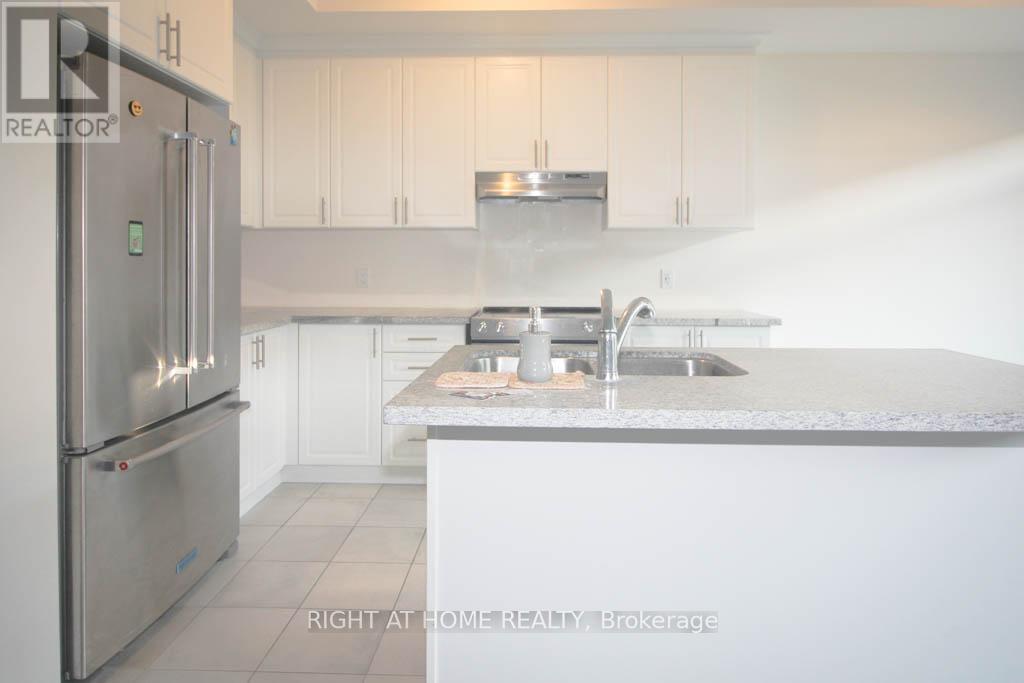 349 Raymond Road, Hamilton (Meadowlands), Ontario  L9K 0J8 - Photo 9 - X12204112