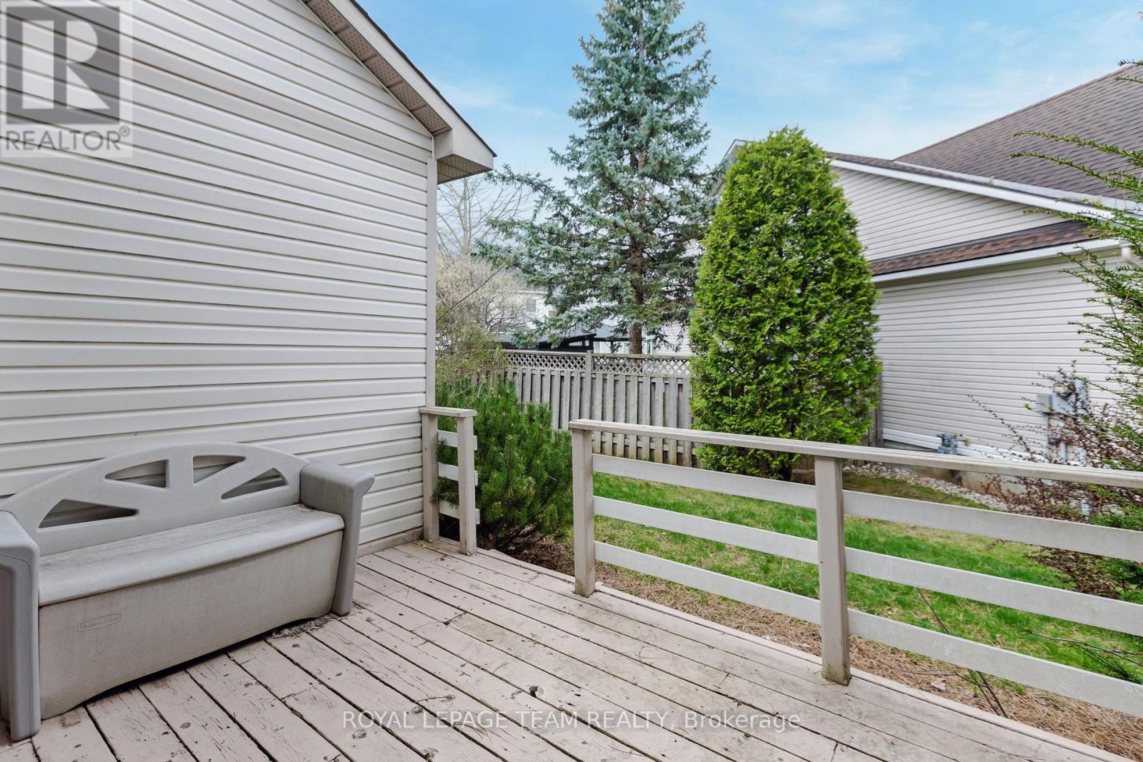 8 Windchime Crescent, Ottawa, Ontario  K2G 6J3 - Photo 25 - X12203646