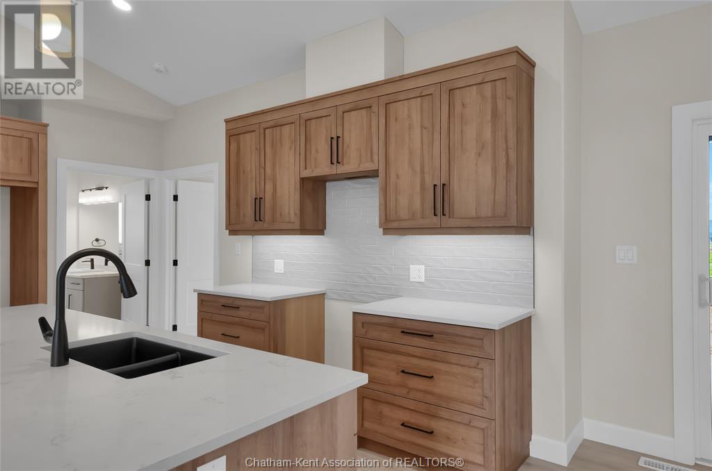 571 Keil Trail North, Chatham, Ontario  N7L 0G8 - Photo 12 - 25013859