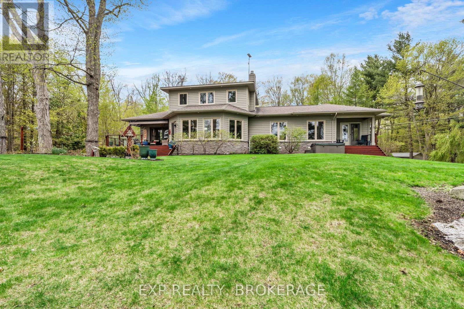 121 Bass Lane, South Frontenac (Frontenac South), Ontario  K0H 2N0 - Photo 37 - X12208857