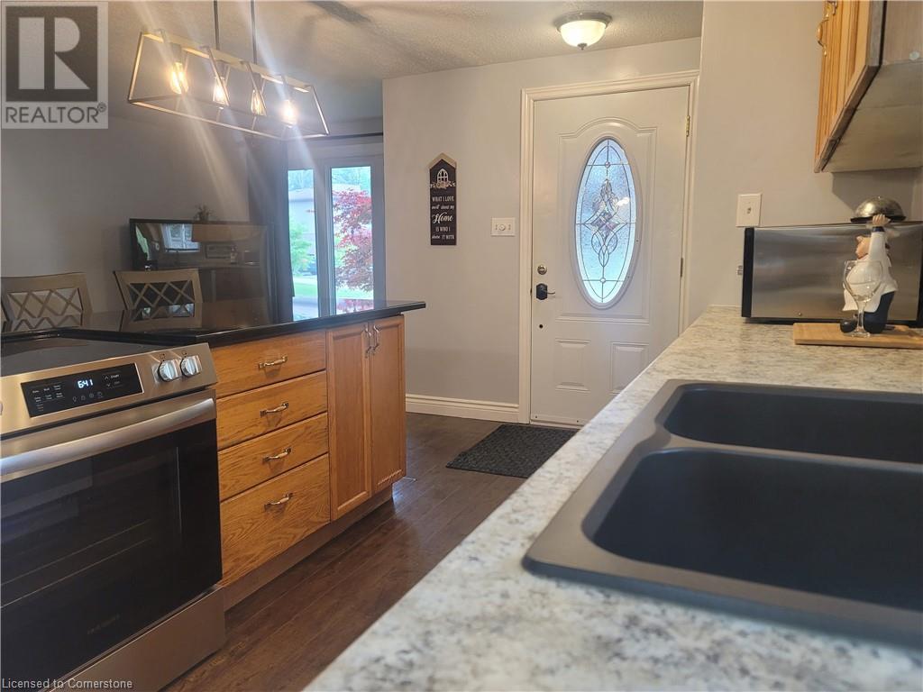 Property at 176 COGHILL Place Unit# A image 4
