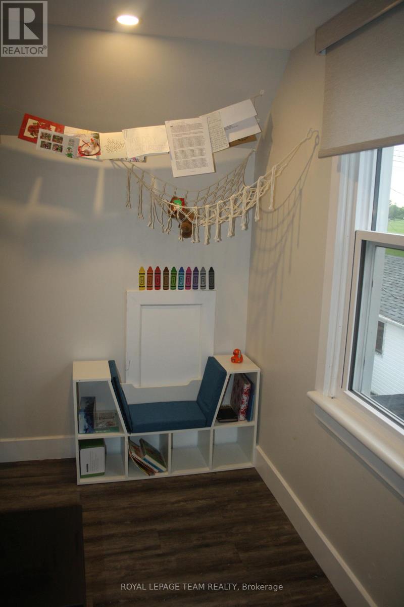 500 Aberdeen Street, Renfrew, Ontario  K7V 2G9 - Photo 29 - X12208400