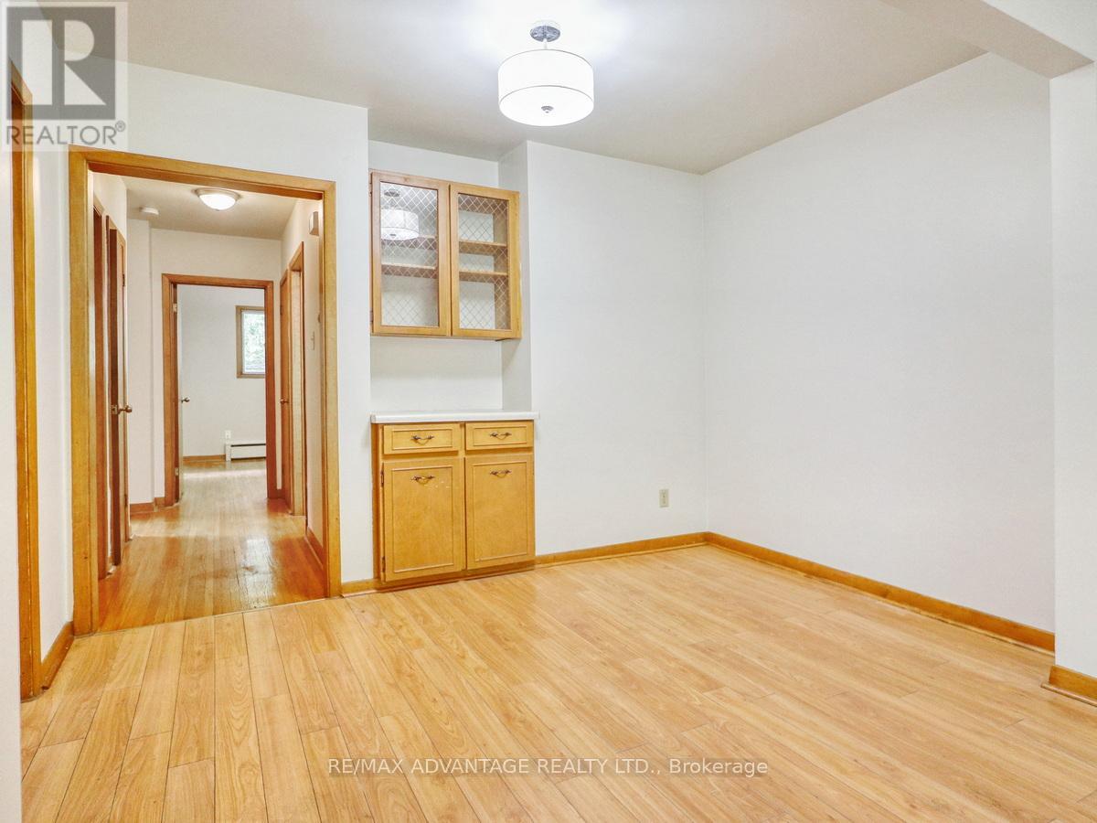 33-35 Adare Crescent, London South, Ontario  N6C 2S7 - Photo 40 - X12208861