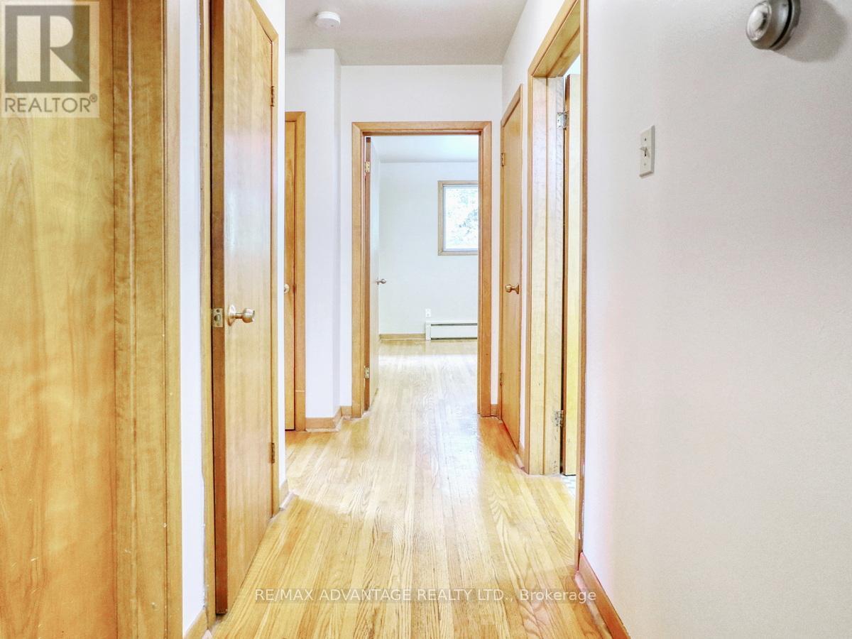 33-35 Adare Crescent, London South, Ontario  N6C 2S7 - Photo 42 - X12208861