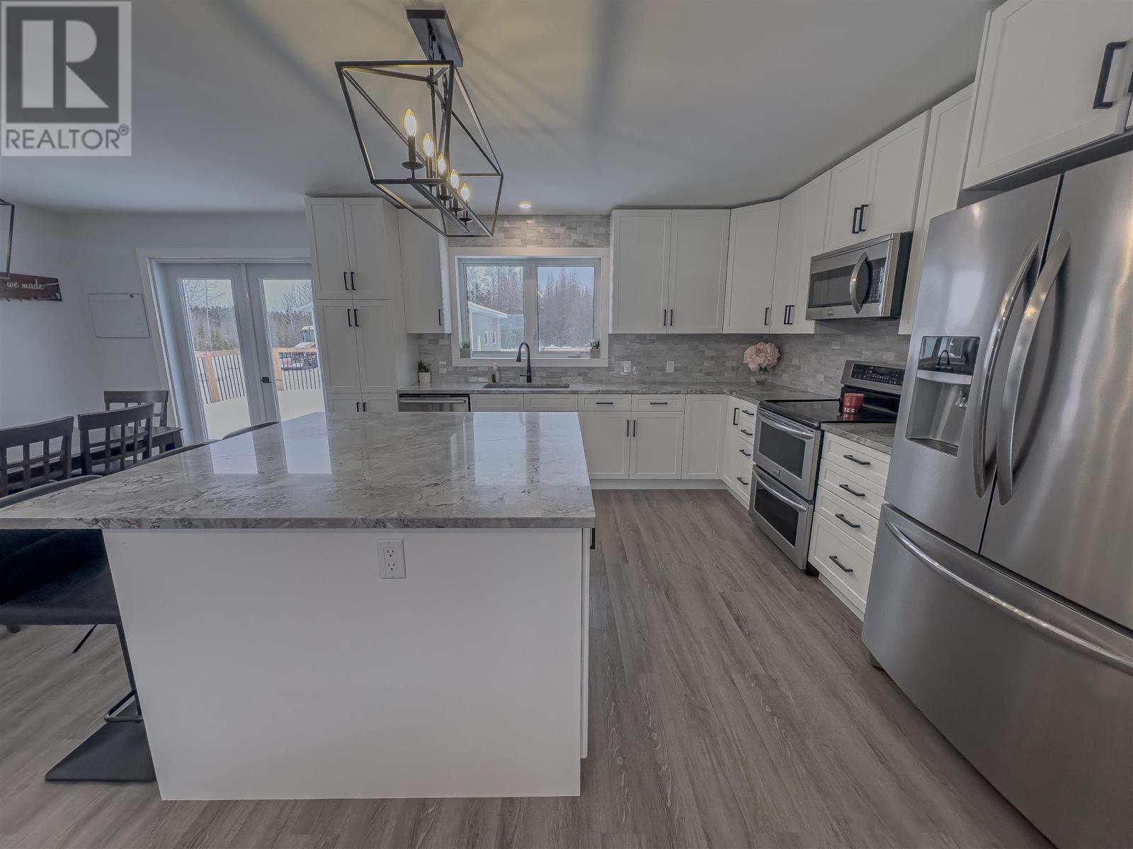 300 Power St, Geraldton, Ontario  P0T 1M0 - Photo 4 - TB243758