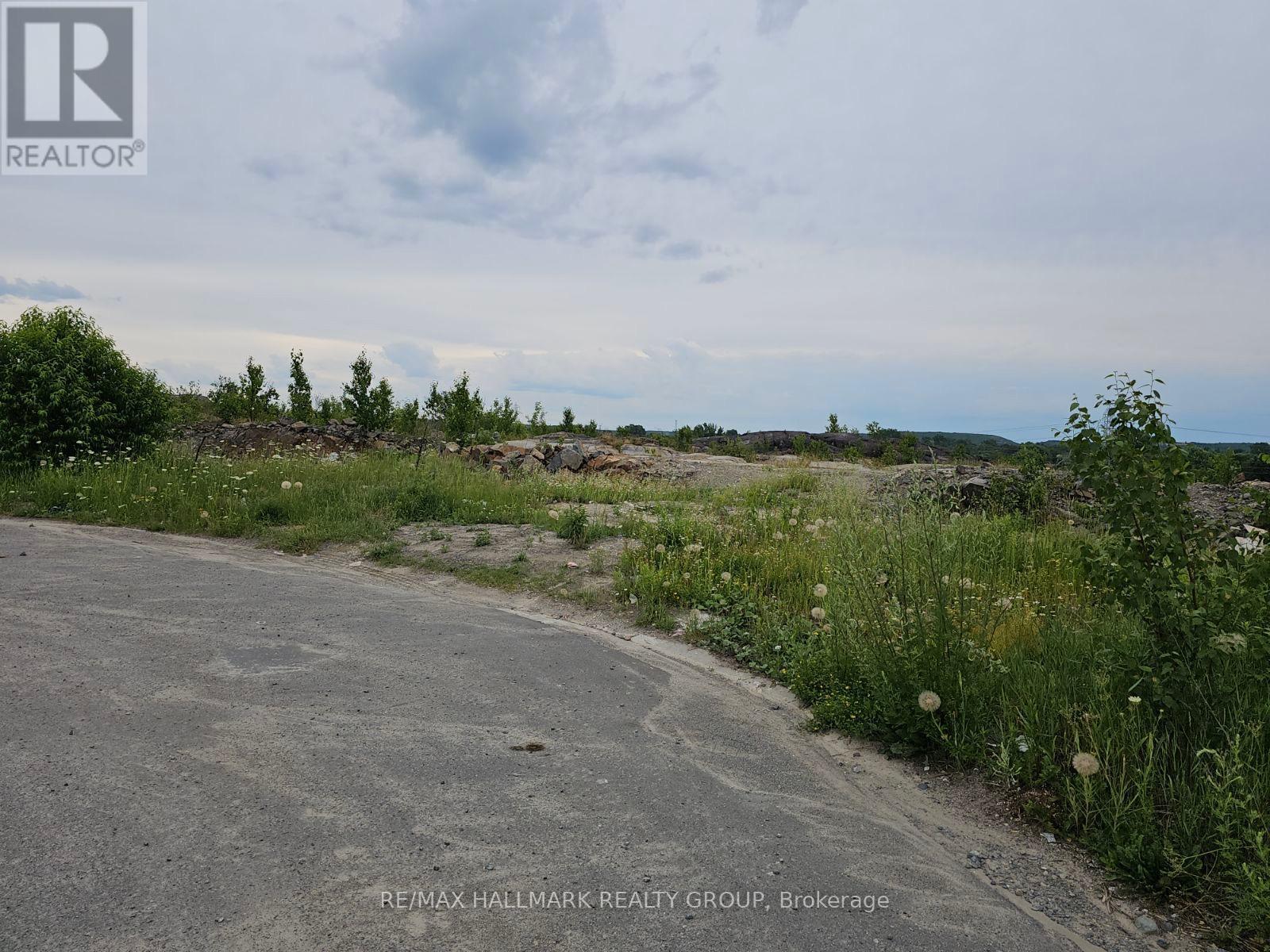 427 Verna Court, Sudbury Remote Area, Ontario  P3A 0B5 - Photo 2 - X12208836