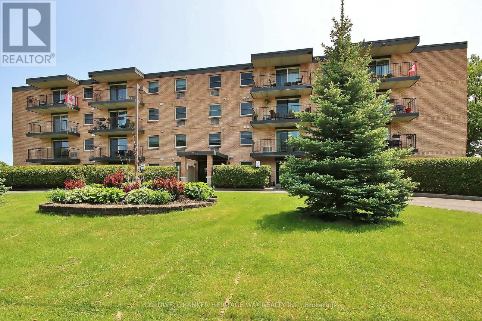 105 - 206 Woodward Street, Carleton Place, Ontario  K7C 4E9 - Photo 2 - X12208872