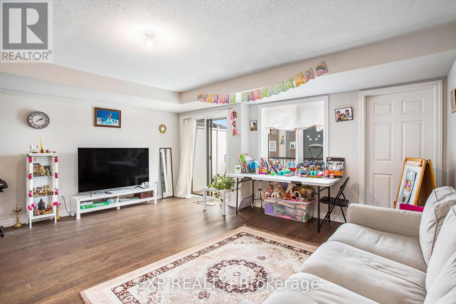 236 - 605 Nautilus Private, Ottawa, Ontario  K2V 0S5 - Photo 4 - X12208887