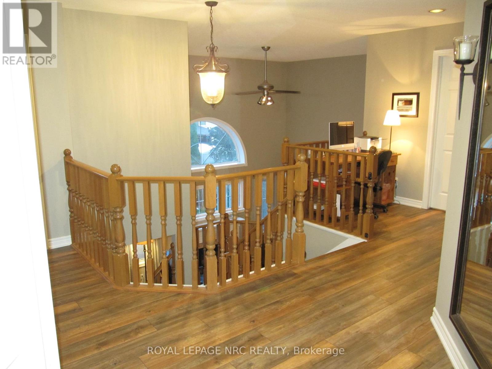 36 Honey Locust Circle, Thorold, Ontario  L2V 5E2 - Photo 21 - X12208816