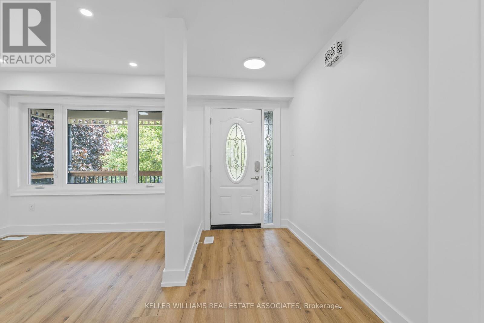 65 Somerville Road, Halton Hills, Ontario  L7J 2Z7 - Photo 5 - W12208131