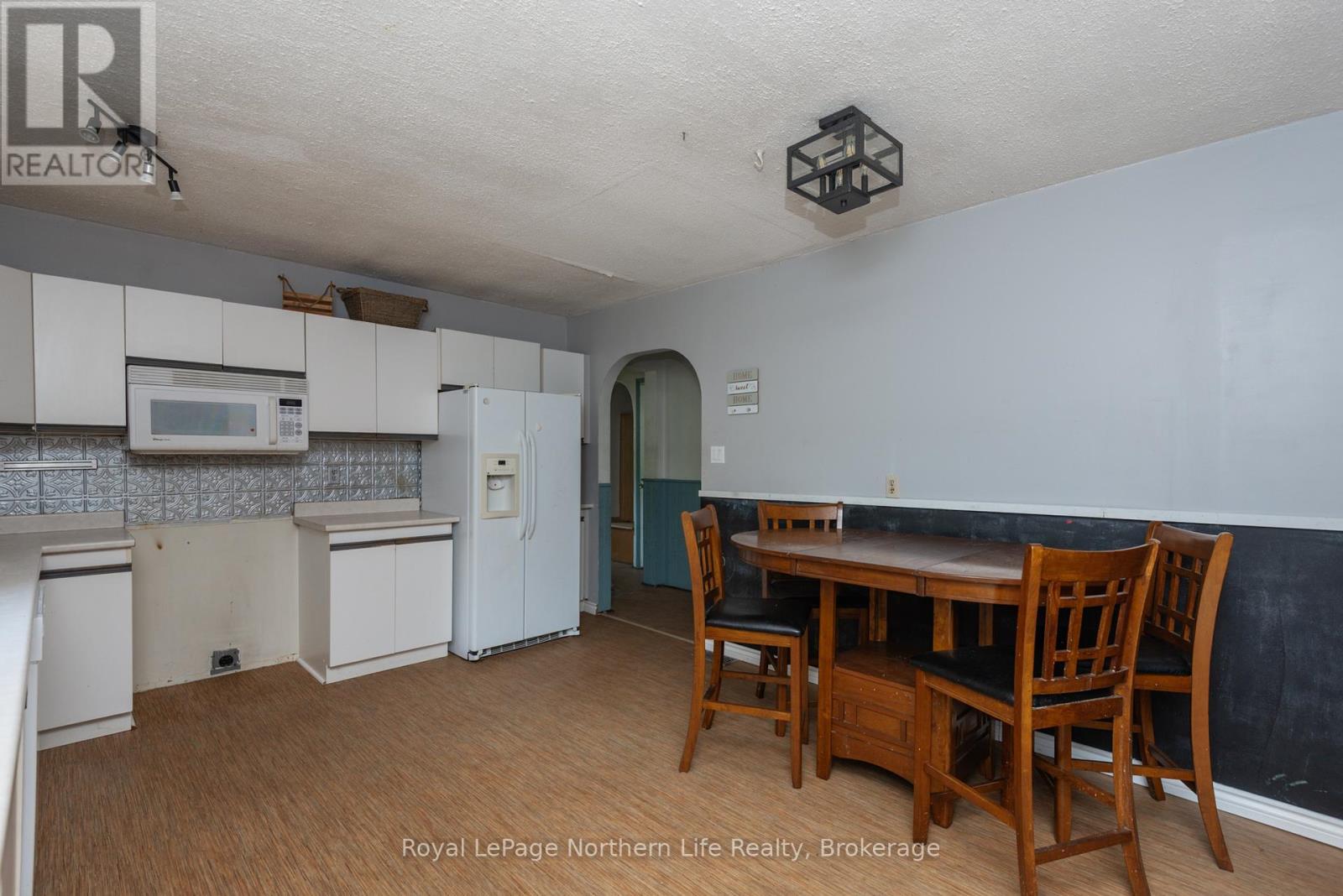 1 Grand Desert Road N, Bonfield, Ontario  P0H 1E0 - Photo 10 - X12208835
