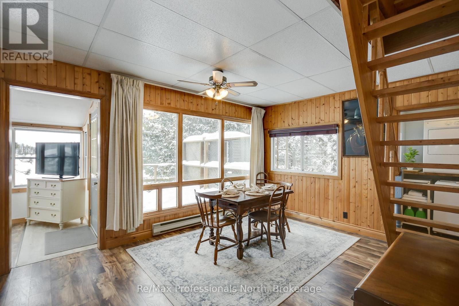 1055 Evanswood Drive, Gravenhurst, Ontario  P0E 1G0 - Photo 12 - X12208838