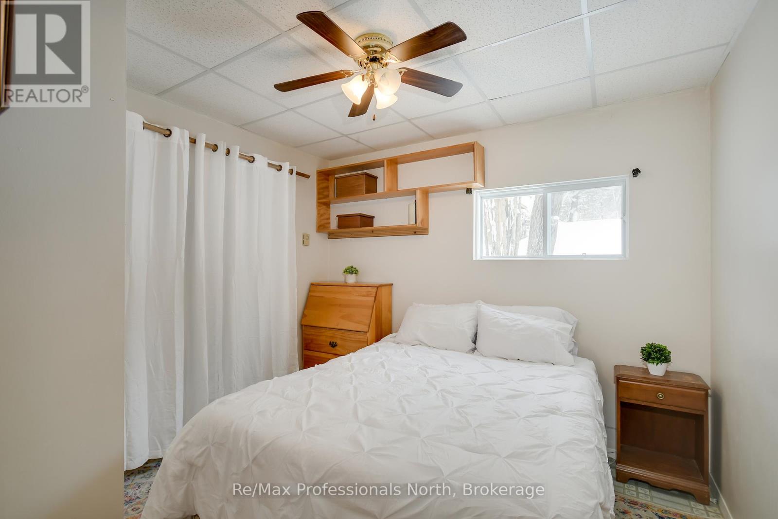 1055 Evanswood Drive, Gravenhurst, Ontario  P0E 1G0 - Photo 17 - X12208838