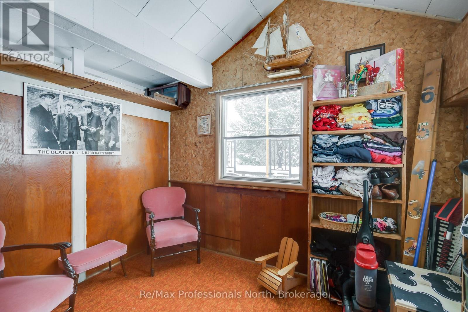 1055 Evanswood Drive, Gravenhurst, Ontario  P0E 1G0 - Photo 26 - X12208838