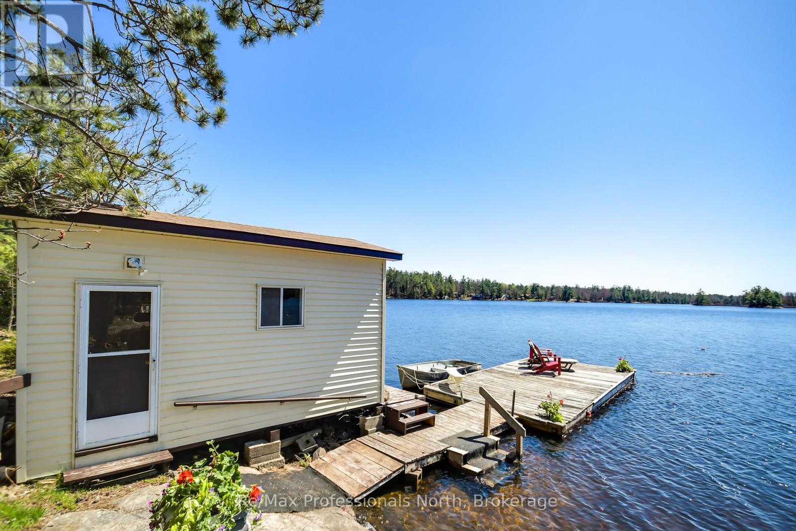 1055 Evanswood Drive, Gravenhurst, Ontario  P0E 1G0 - Photo 33 - X12208838