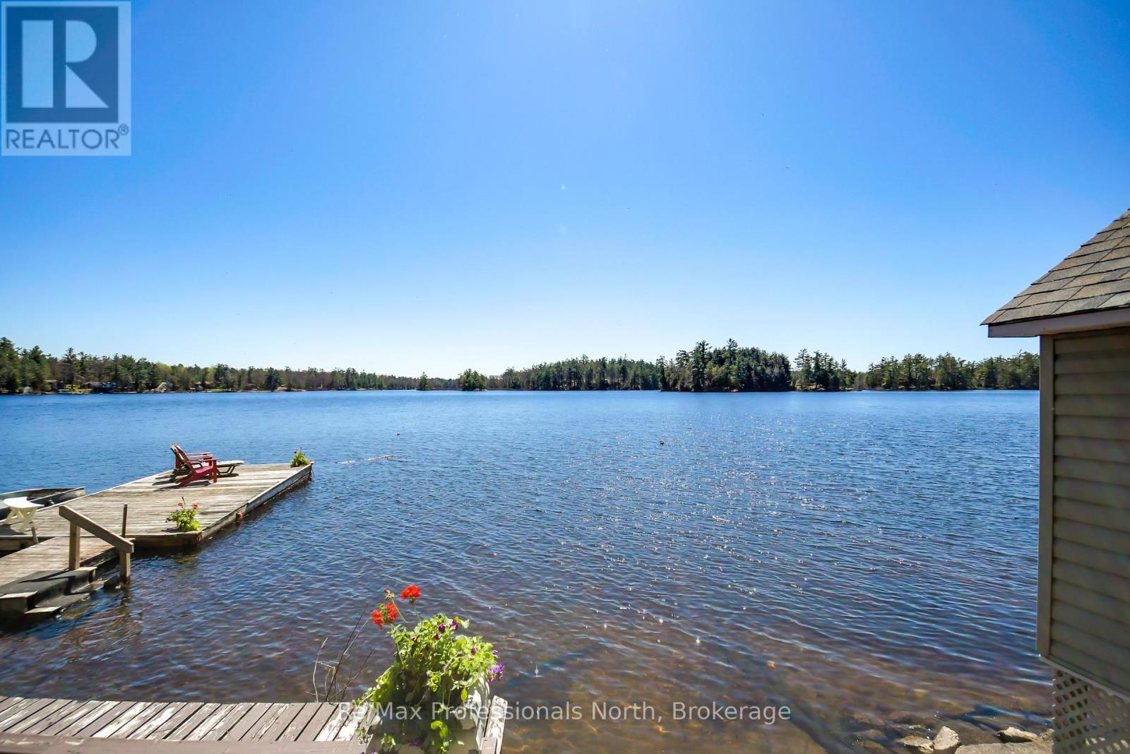 1055 Evanswood Drive, Gravenhurst, Ontario  P0E 1G0 - Photo 34 - X12208838