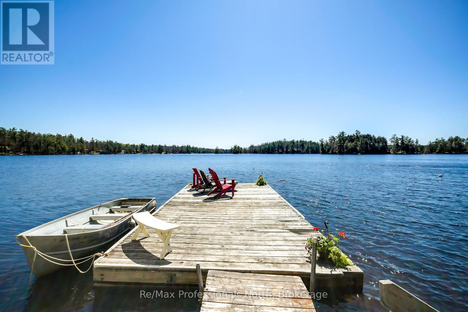 1055 Evanswood Drive, Gravenhurst, Ontario  P0E 1G0 - Photo 35 - X12208838