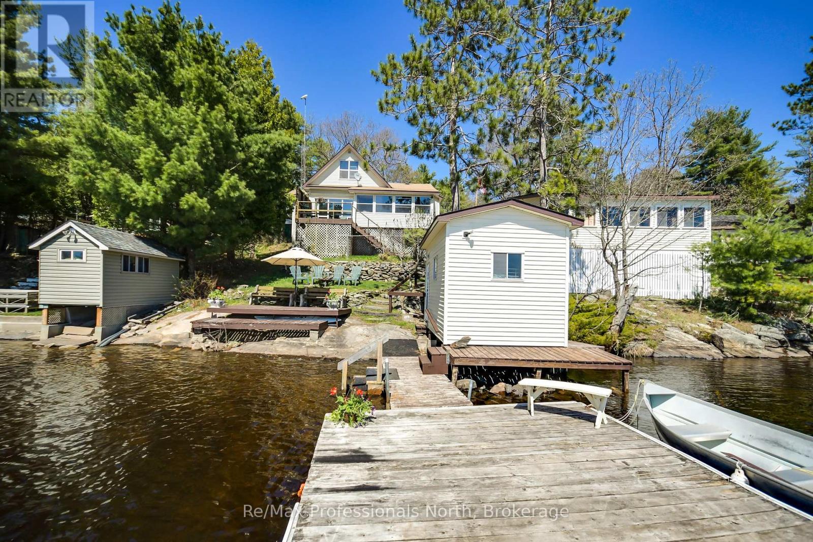 1055 Evanswood Drive, Gravenhurst, Ontario  P0E 1G0 - Photo 37 - X12208838